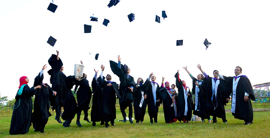 air hostess course: qualification